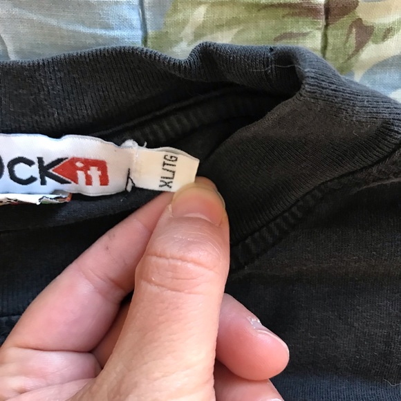 90s AC/DC T-shirt Size XL - Picture 3 of 7